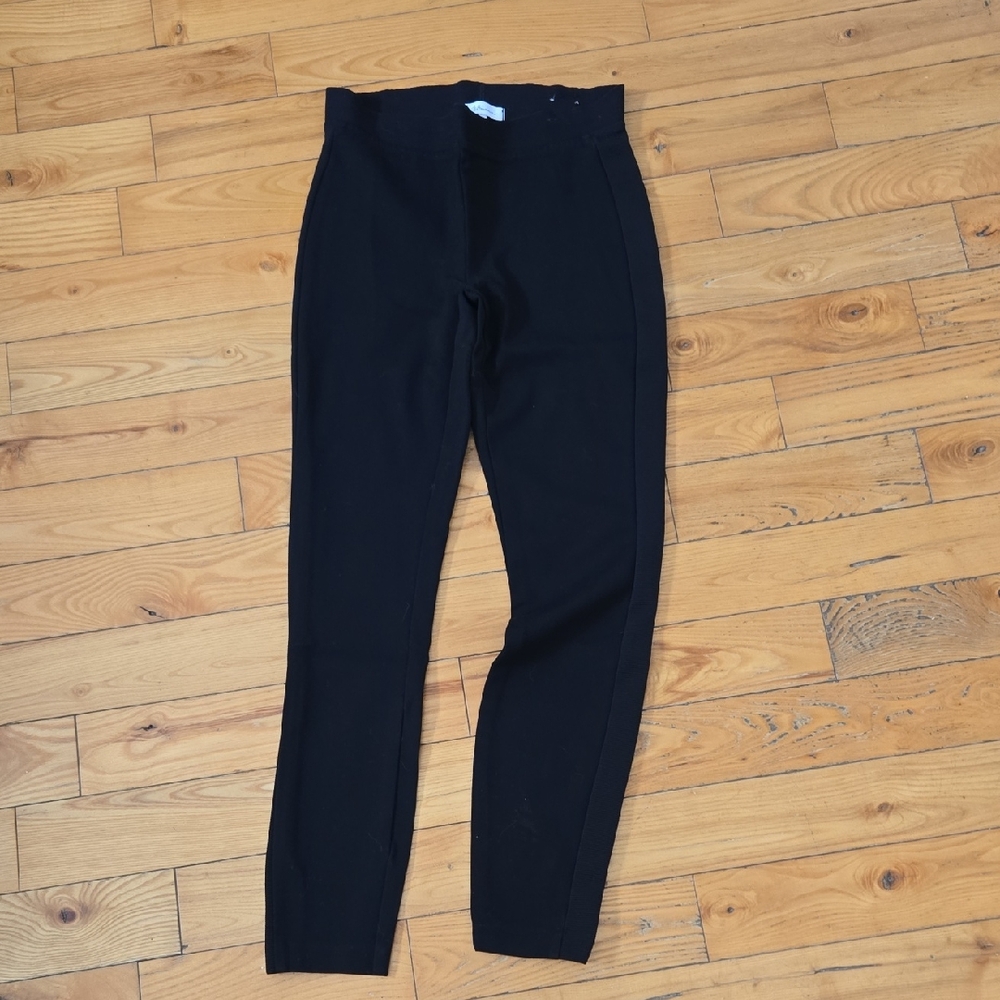 Reitmans Classic Black Apparel